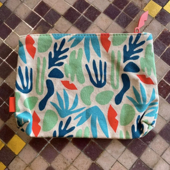 Like New Ipsy Force of Nature Colorful Cosmetics Pouch Makeup Bag - Picture 2 of 2